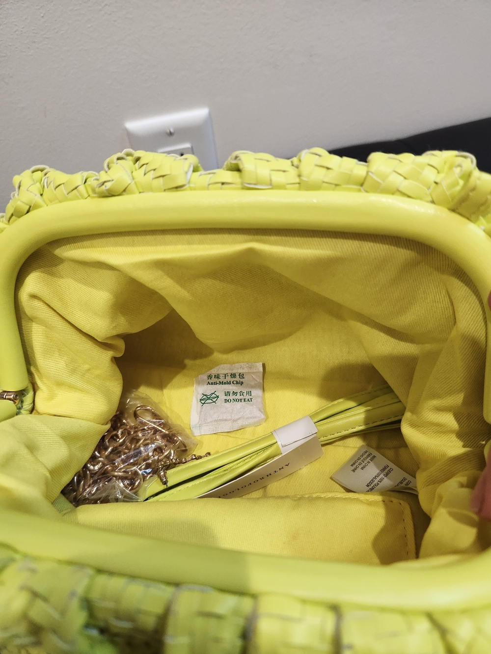 Anthropologie Chartruese Woven Clutch Bag - Women - Picture 3 of 4
